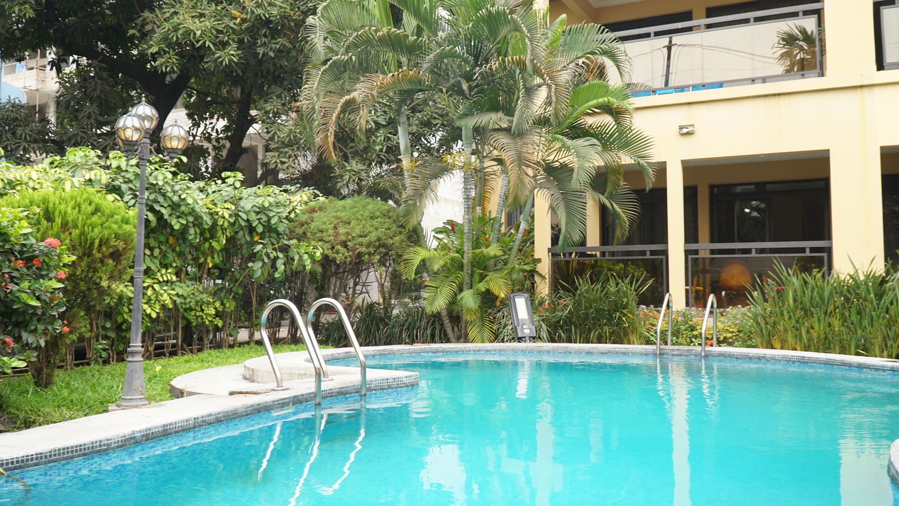 La piscine de notre logement à Kinshasa