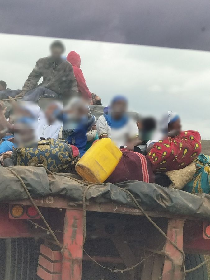 Voyageurs sur le camion